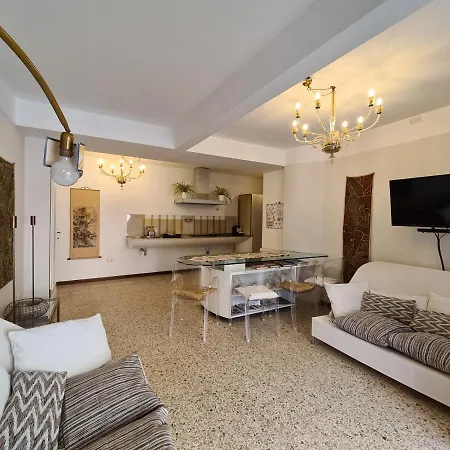 Frari Luxury *